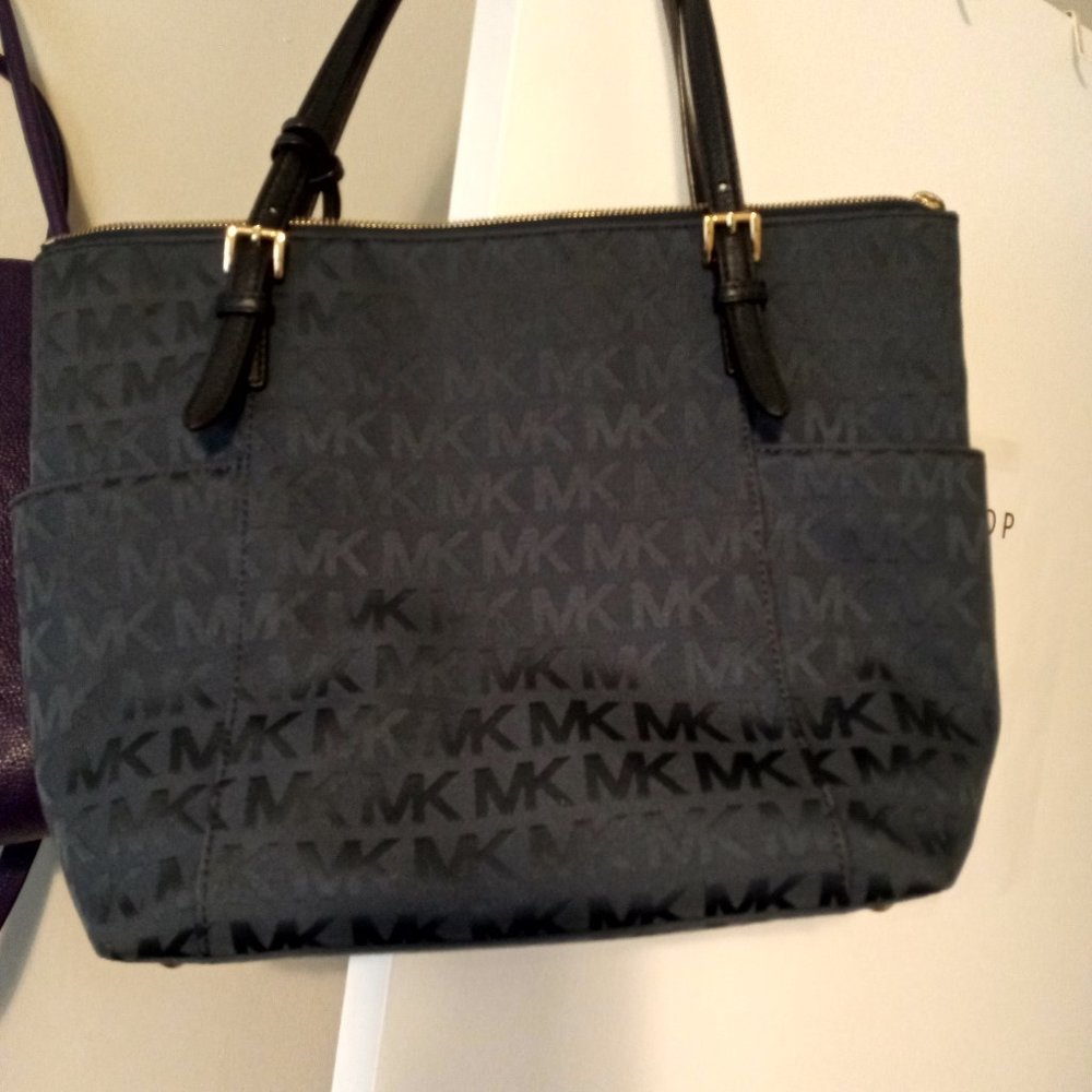 Michael Kors shoulder bag